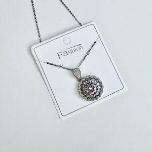 Elegant Silver Pendant Necklace